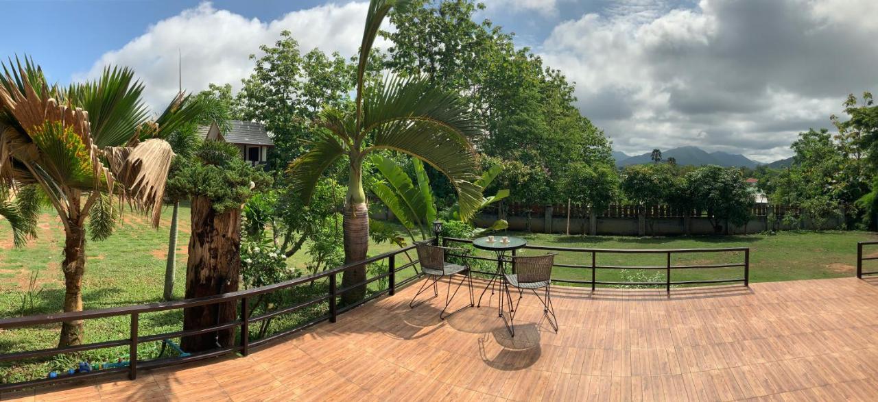 Saythong Boutique Hotel Chiang Khan Exterior photo