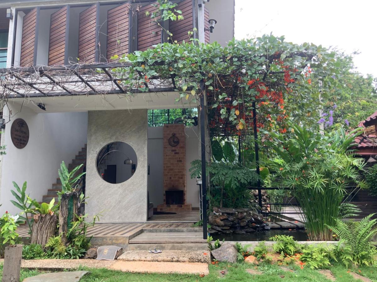 Saythong Boutique Hotel Chiang Khan Exterior photo