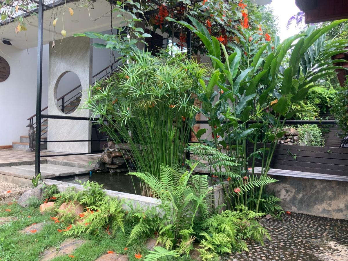 Saythong Boutique Hotel Chiang Khan Exterior photo