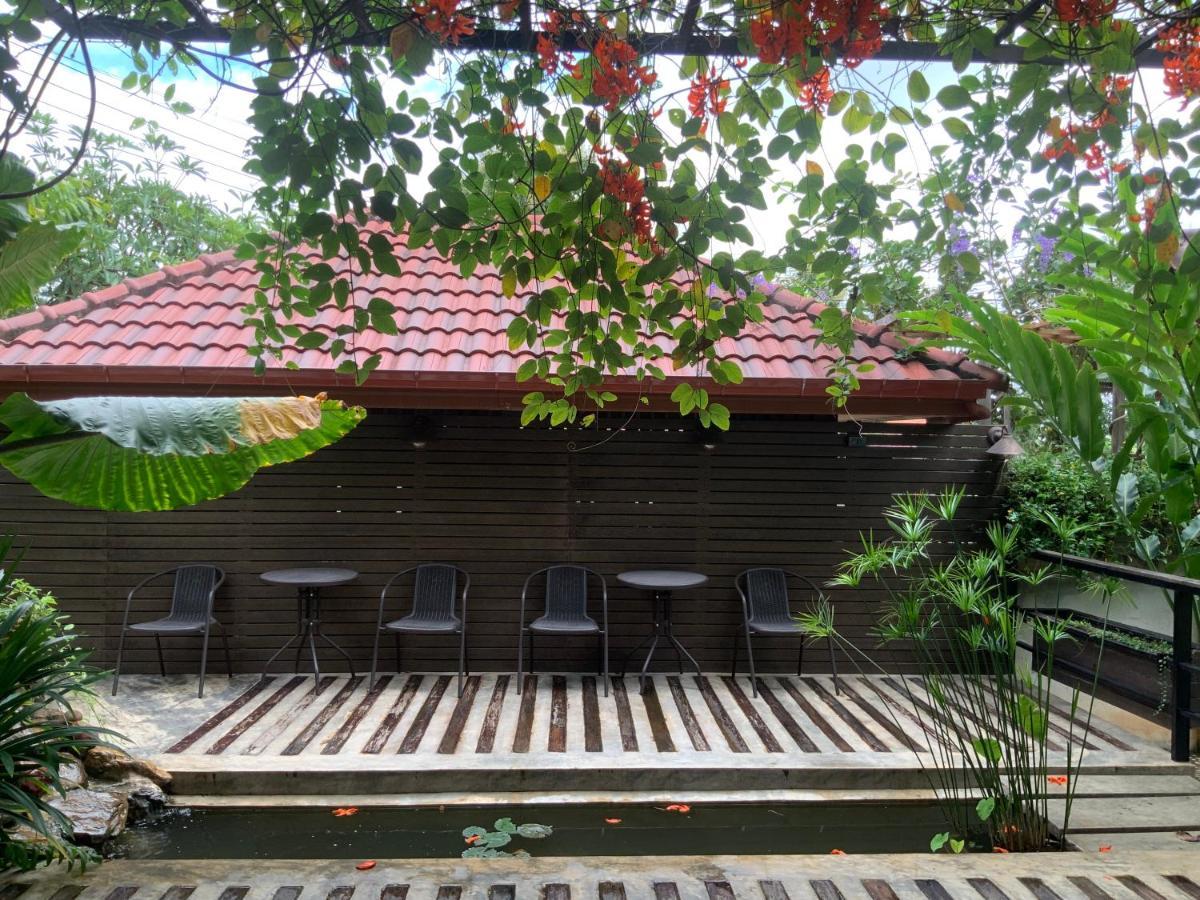 Saythong Boutique Hotel Chiang Khan Exterior photo